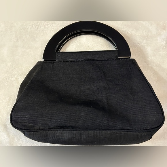 Vintage Black and White Small Floral Design Handbag - Picture 5 of 10